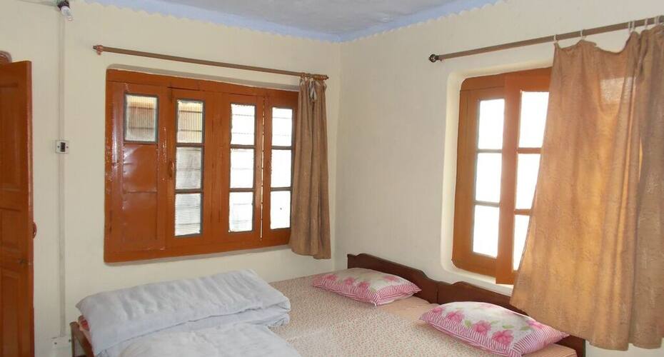 Himalaya Hotel, Kausani 5